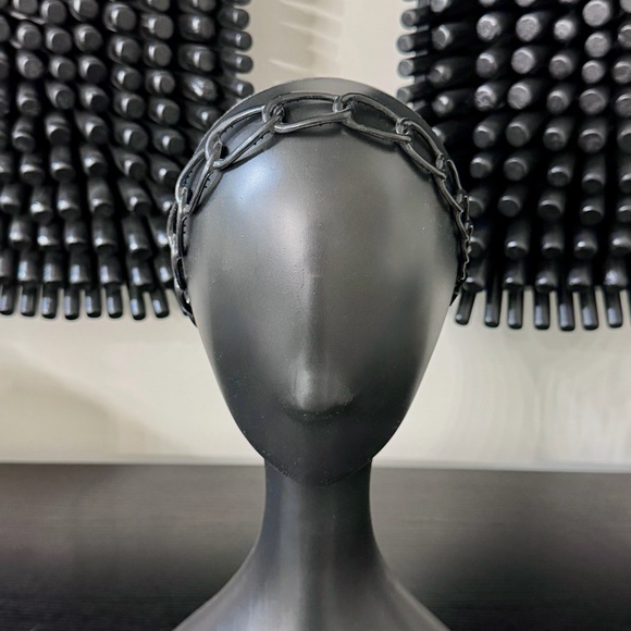 Variety Pack of Plastic Headbands - Picture 11 of 11